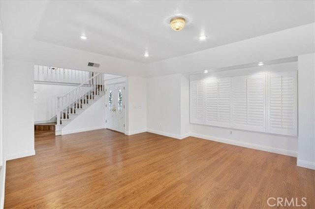 25912 Densmore Dr - Photo 5 of 8