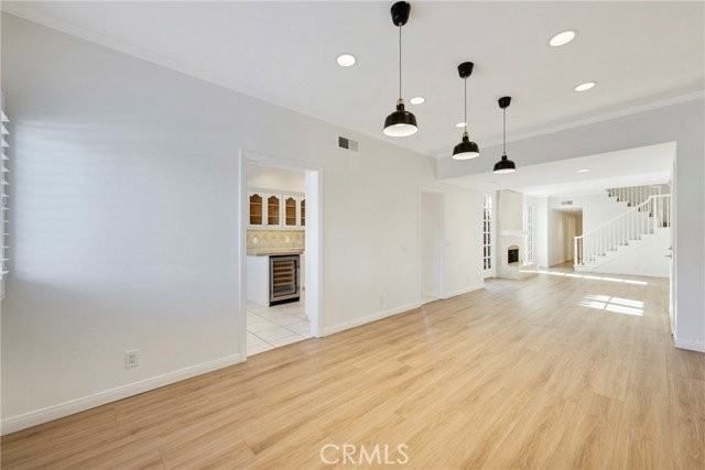 105 Via San Remo - Photo 3 of 8