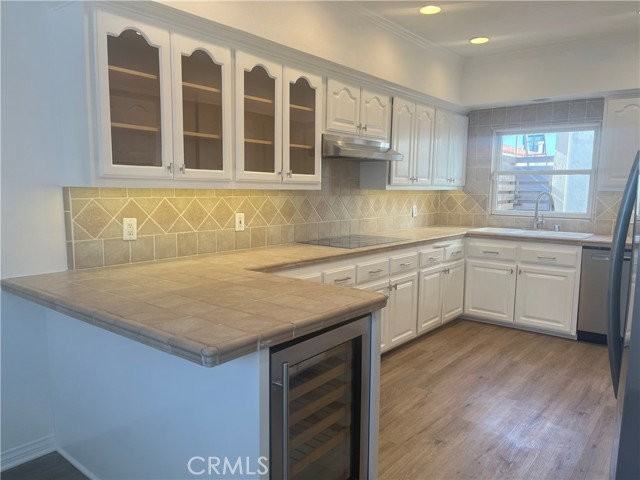 105 Via San Remo - Photo 5 of 8