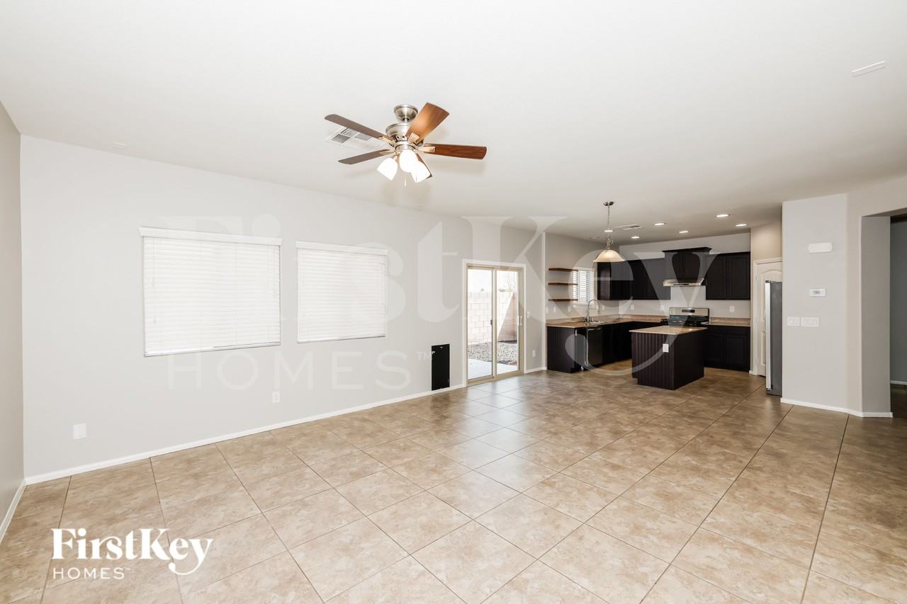 6726 Mojave Blush Dr - Photo 3 of 19