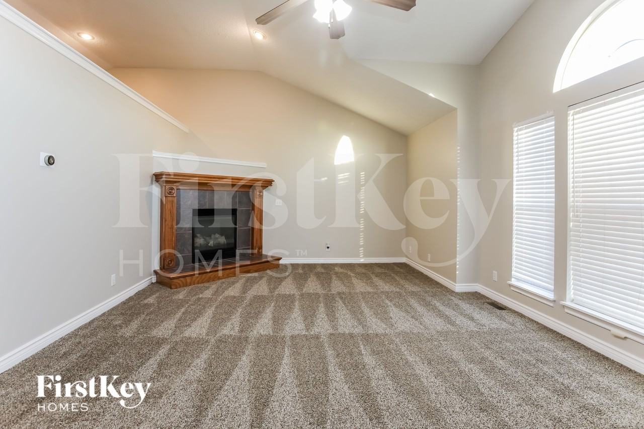 20805 Wterrace - Photo 3 of 16