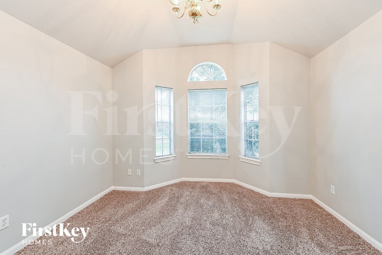 6739 Renata Cir - Photo 5 of 16