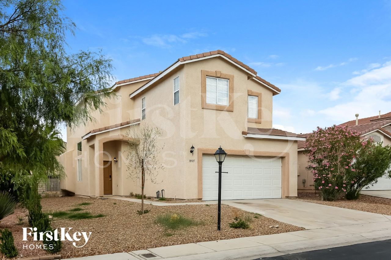 8905 Tumblewood Ave - Photo 2 of 15