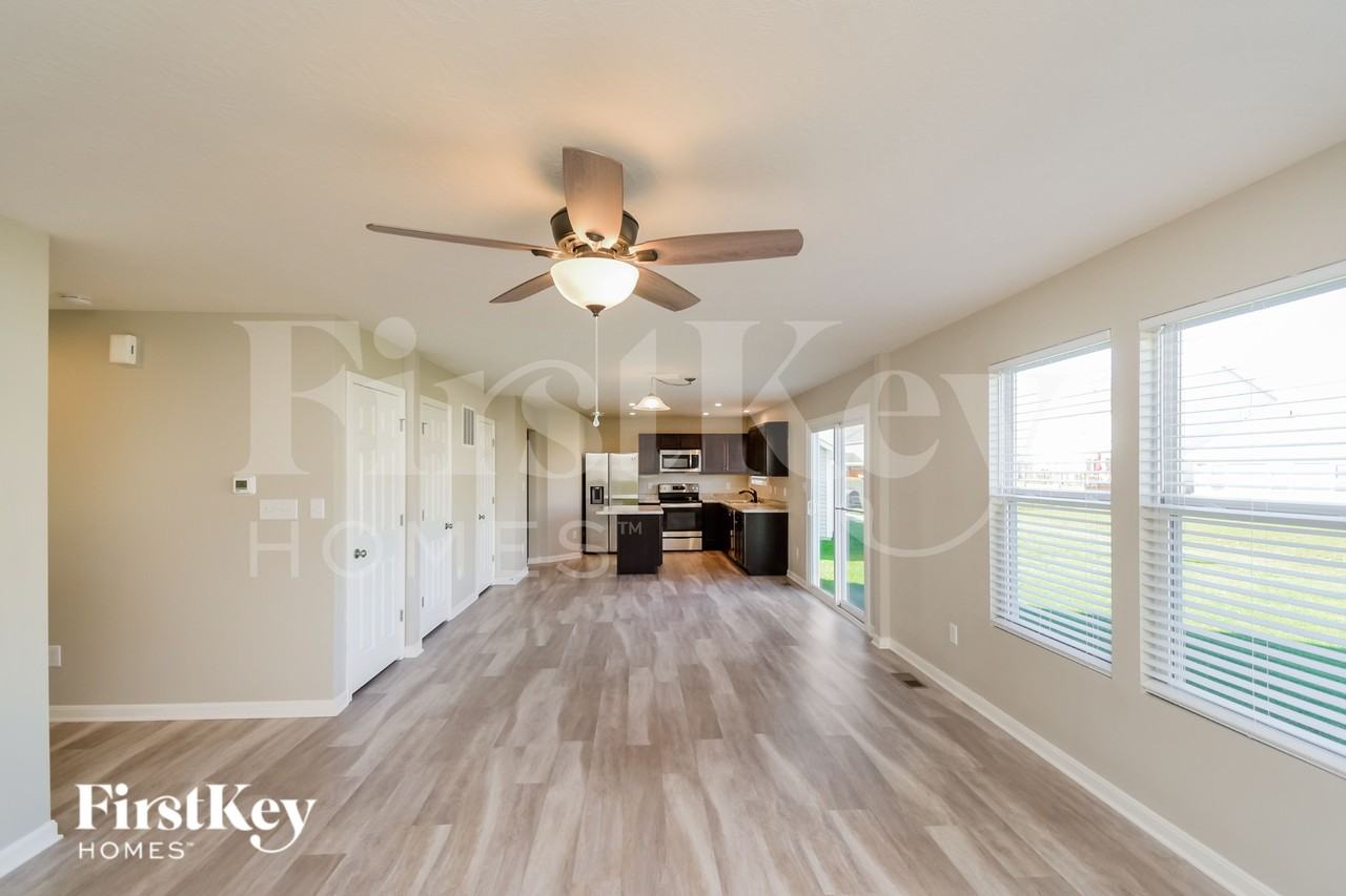 5510 Wood Spring Ln - Photo 2 of 16