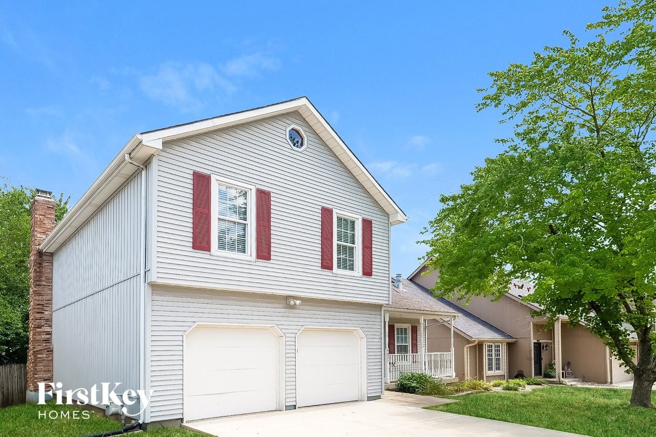 4807 Perry Ave - Photo 2 of 15