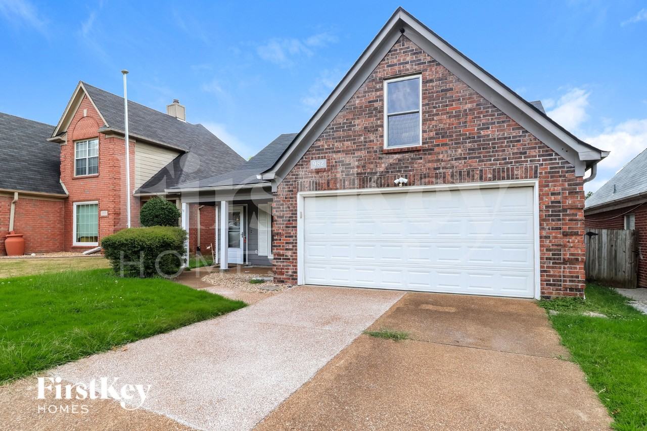 982 Dusty Cv - Photo 3 of 16