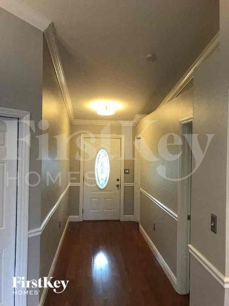 17261 Oriole Rd - Photo 2 of 15