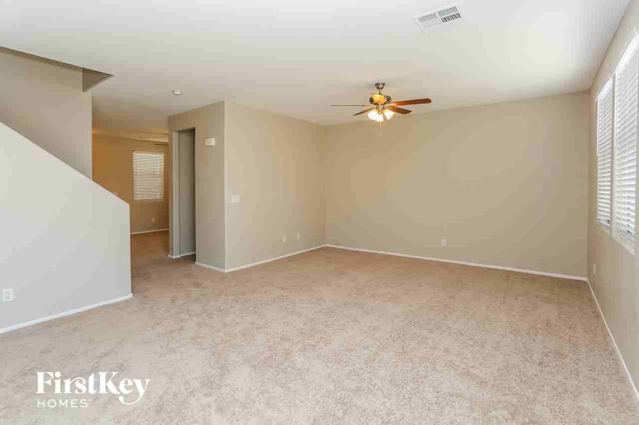 10841 Pearl River Ave - Photo 2 of 15