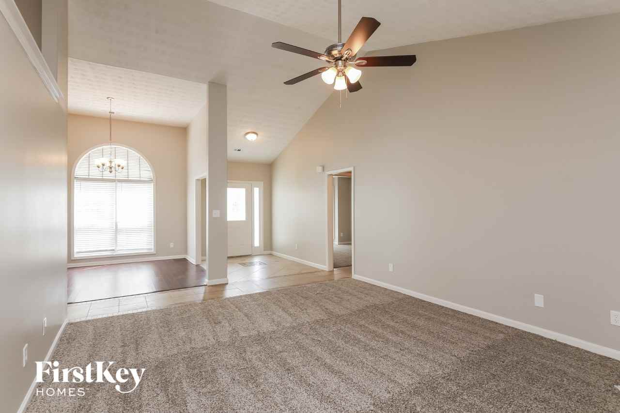 510 Sunnyside Dr - Photo 2 of 14