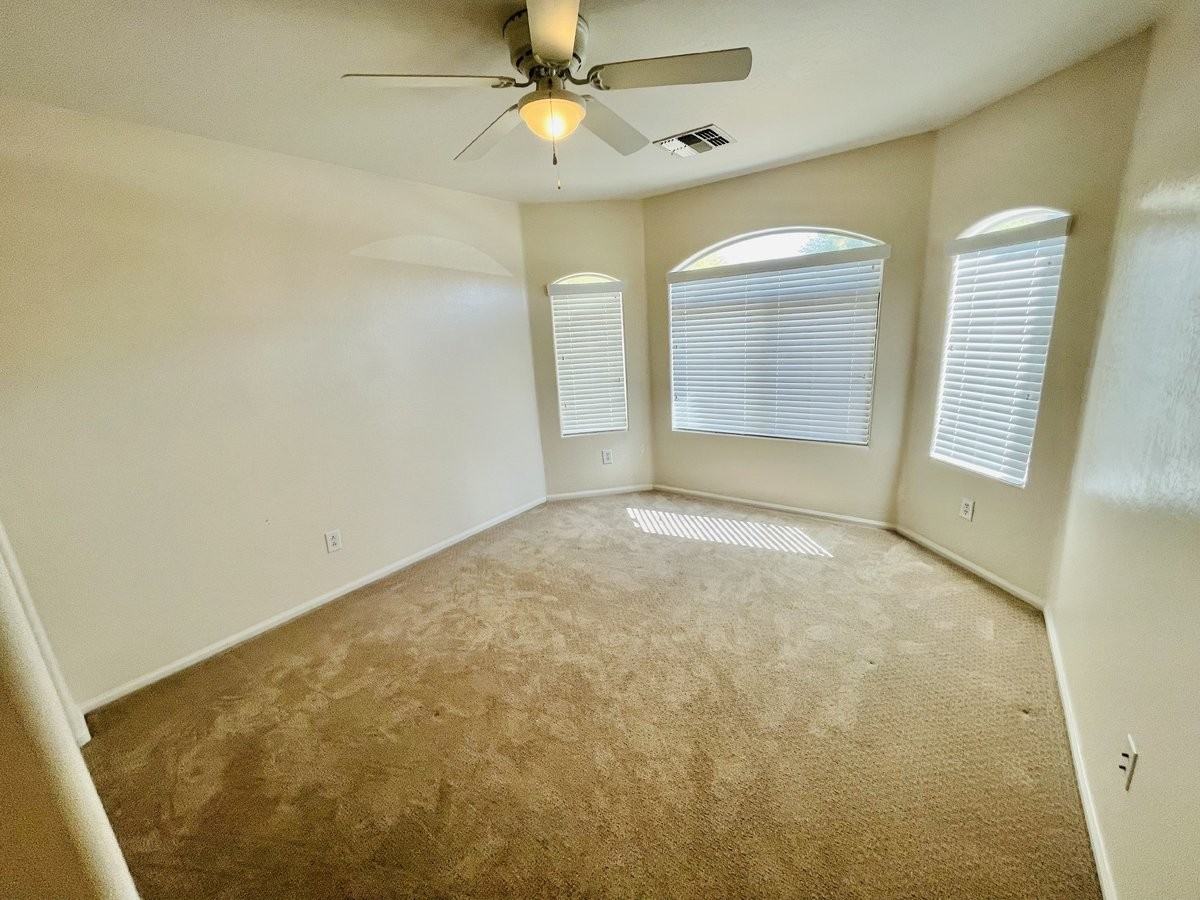 39974 W Thornberry Ln - Photo 6 of 31