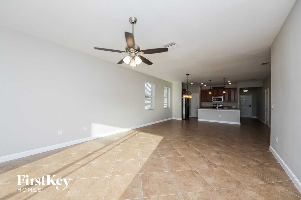 1958 Pantheon Dr - Photo 3 of 15