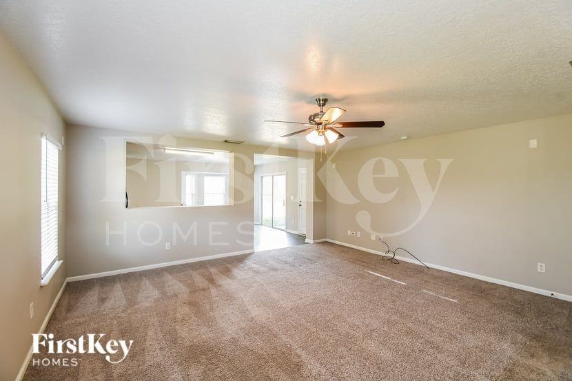 2163 Fresco Dr - Photo 3 of 16