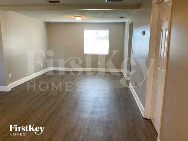 2241 George Wythe Rd - Photo 2 of 10