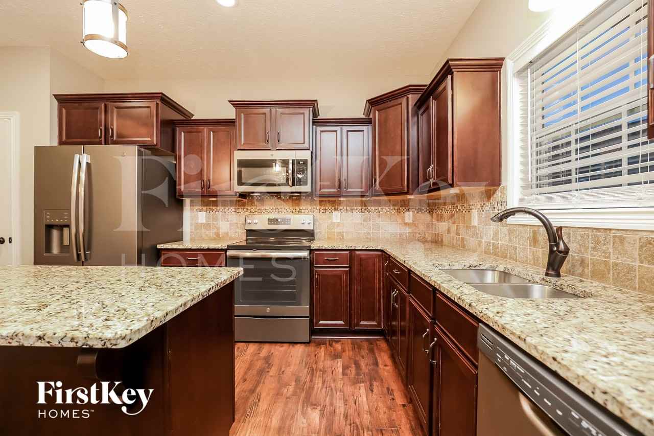 1034 Christian James Ct - Photo 6 of 15