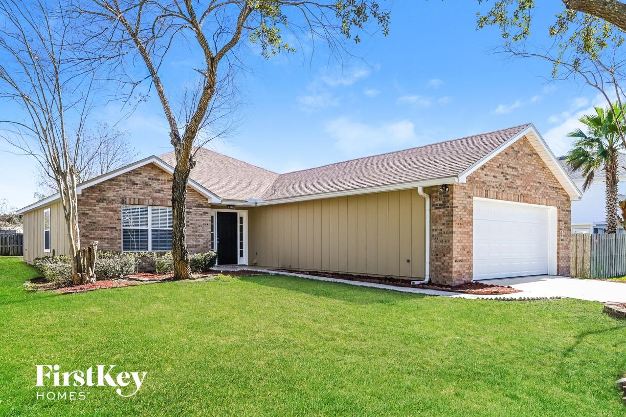 6983 Lafayette Park Dr - Photo 2 of 15