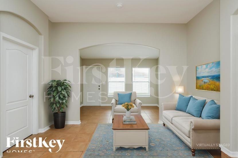 1620 Bonita Bluff Ct - Photo 3 of 18