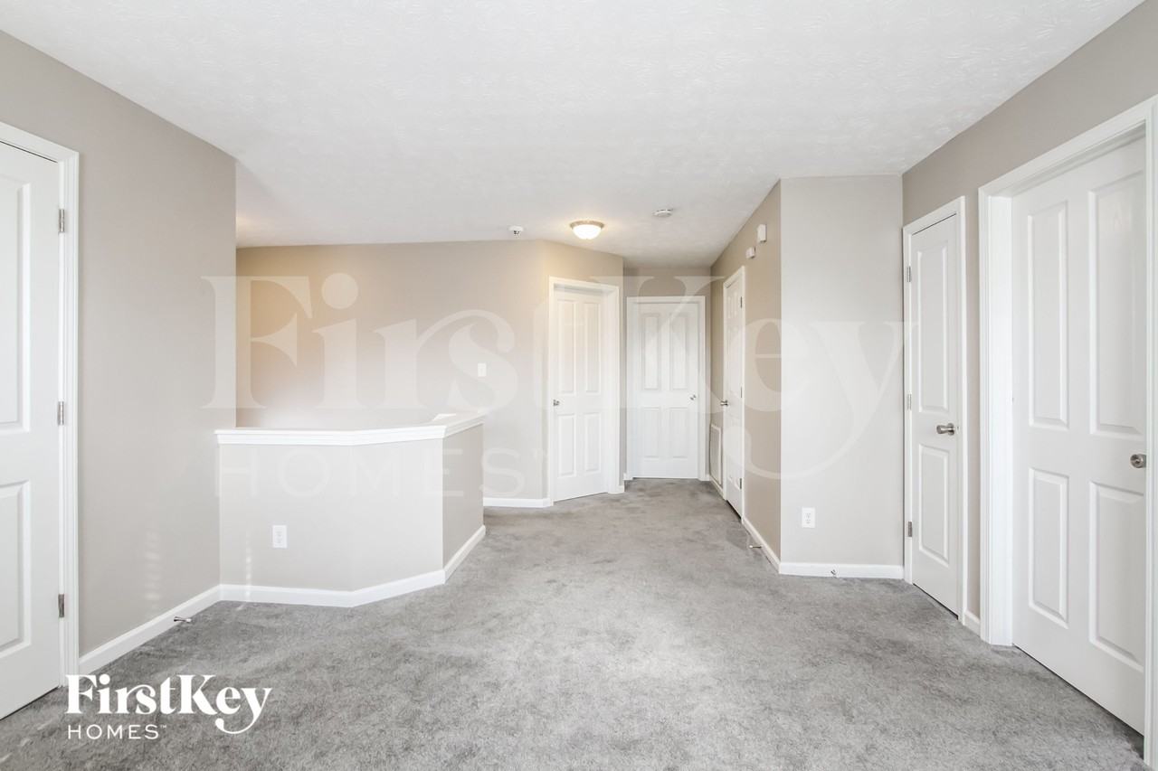 1621 Orchestra Way - Photo 6 of 14