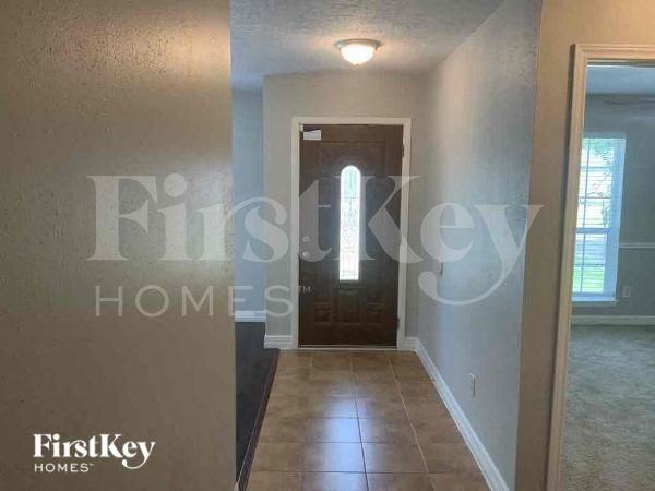 2411 Shady Brook Dr - Photo 2 of 10