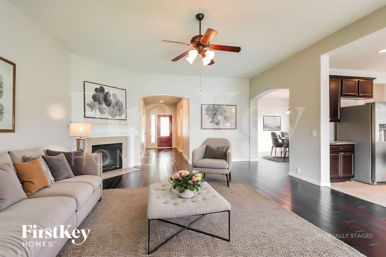 13738 Lake Livingston Dr - Photo 5 of 19