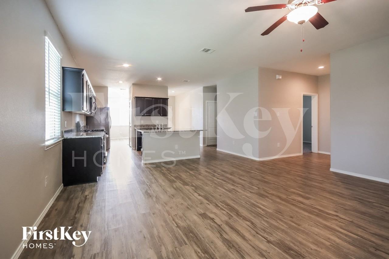 11506 Castle Nugent Ct - Photo 2 of 15