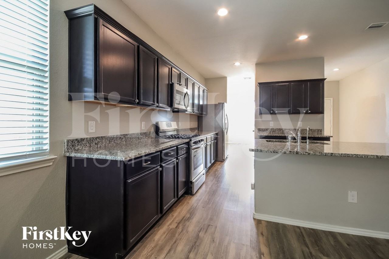 11506 Castle Nugent Ct - Photo 7 of 15