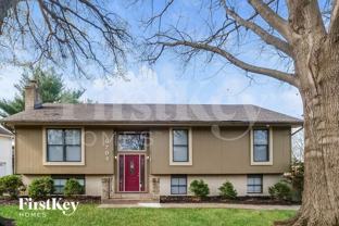 6704 Nw Mirror Lake Ter - Photo 1 of 1