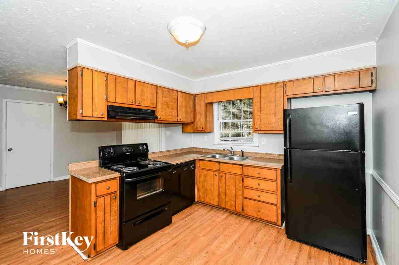 6917 Knollwood Dr - Photo 6 of 15