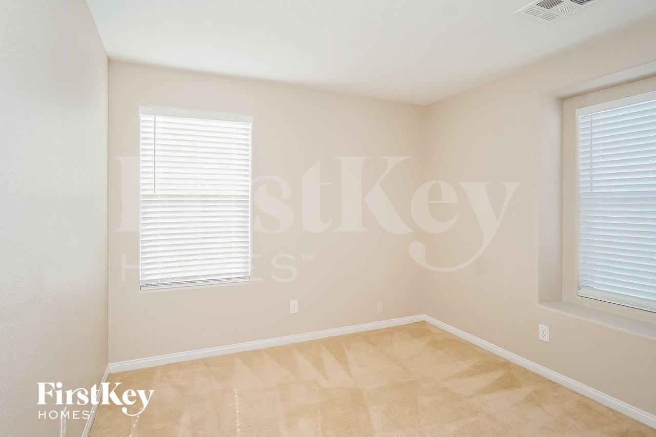 8688 Pico Grande Ct - Photo 7 of 15