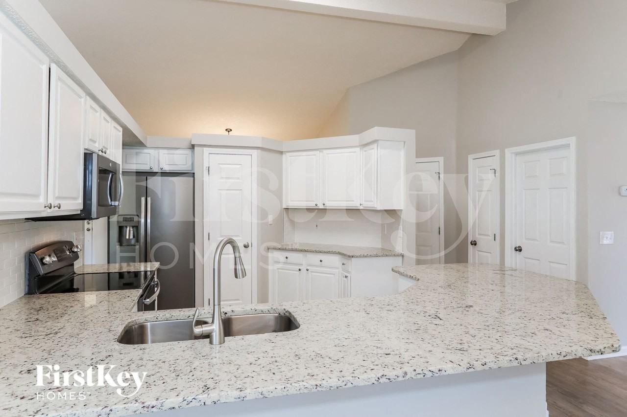 2479 Moon Harbor Way - Photo 6 of 15