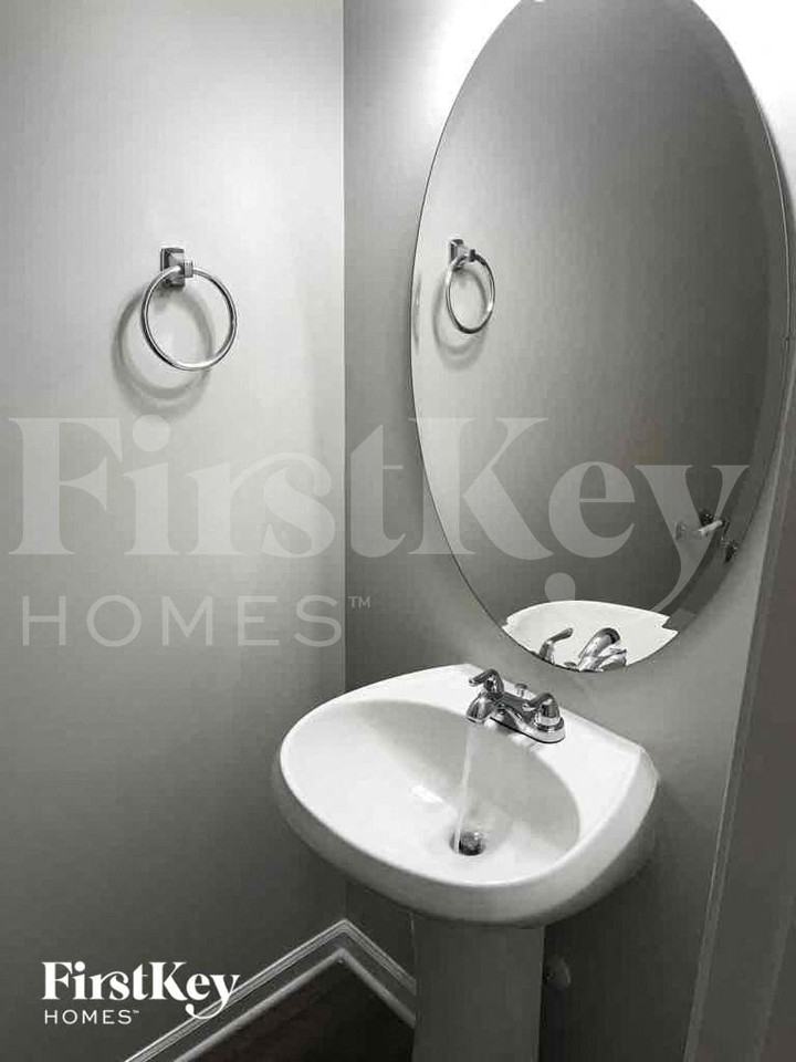 232 Morning Dew Dr - Photo 4 of 15