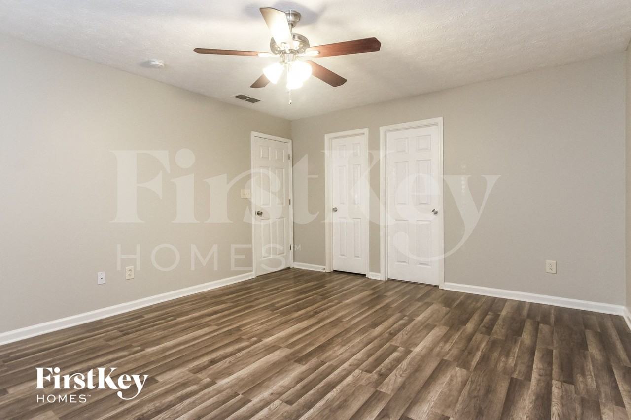 235 Heartwood Hl - Photo 7 of 15