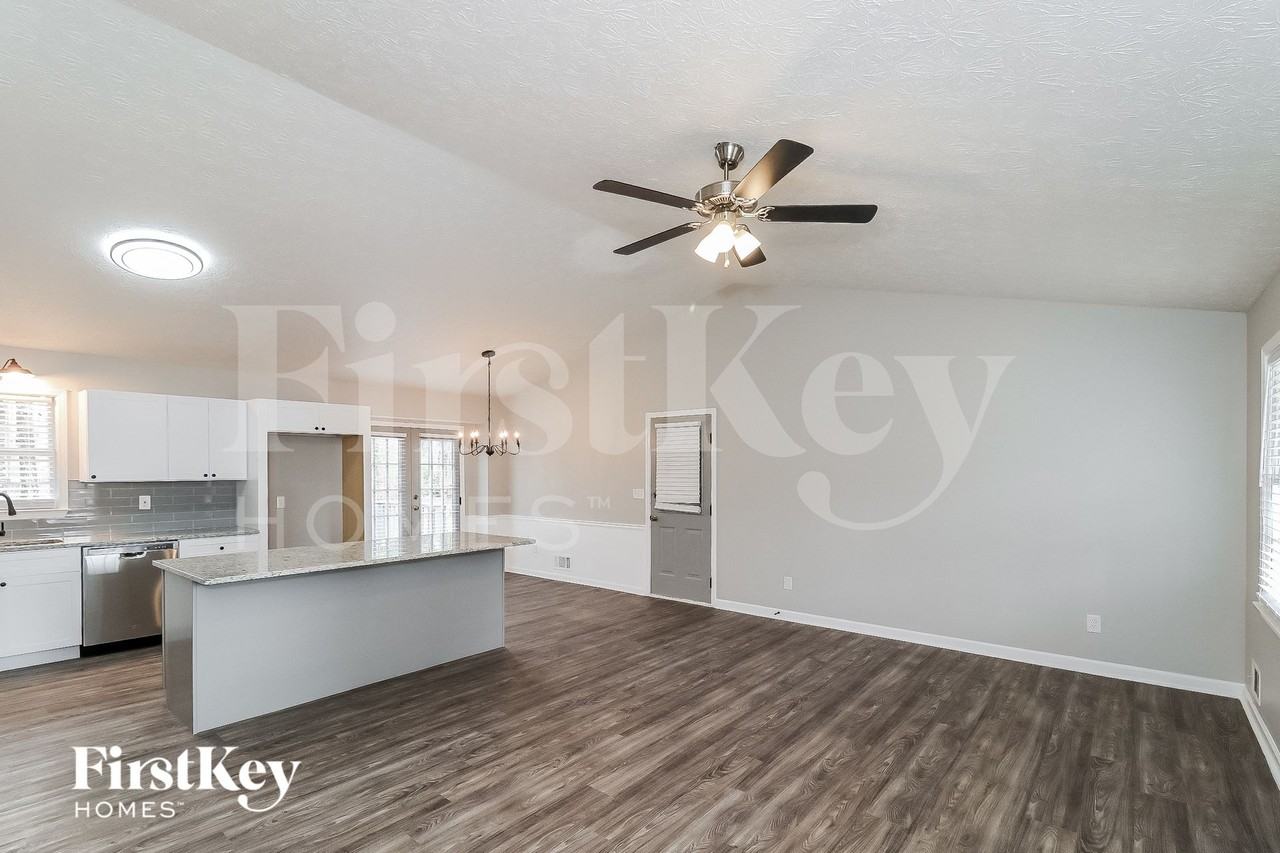 5225 Oaks Landing Ct - Photo 2 of 15