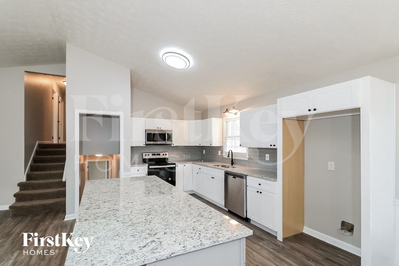 5225 Oaks Landing Ct - Photo 7 of 15