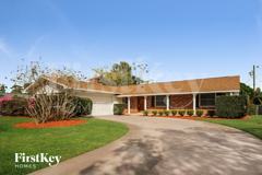 504 Saint Dunstan Way - Photo 1 of 1