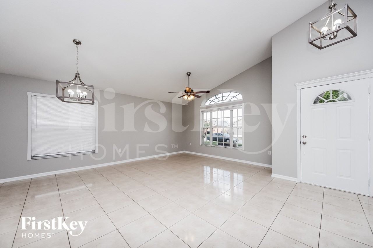 12410 Beacontree Way - Photo 5 of 16