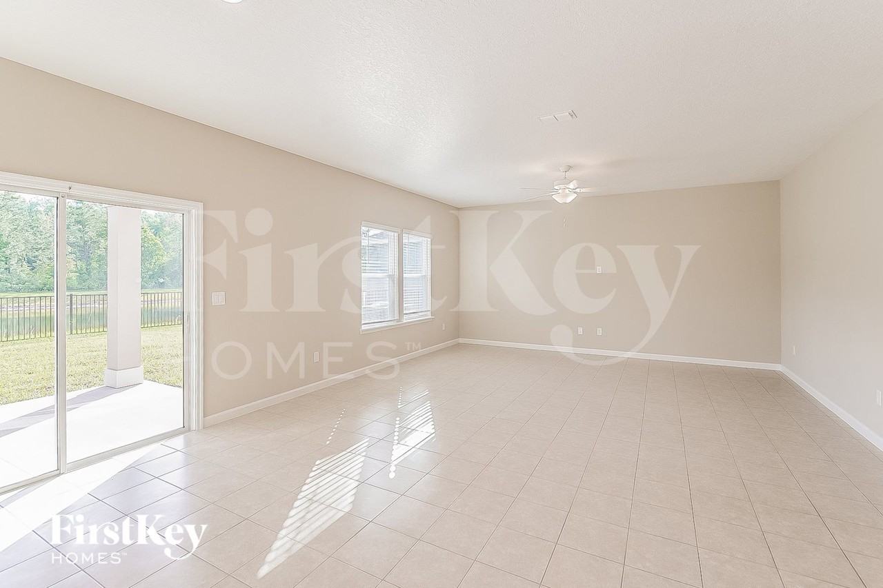 5689 Kellar Cir - Photo 4 of 12