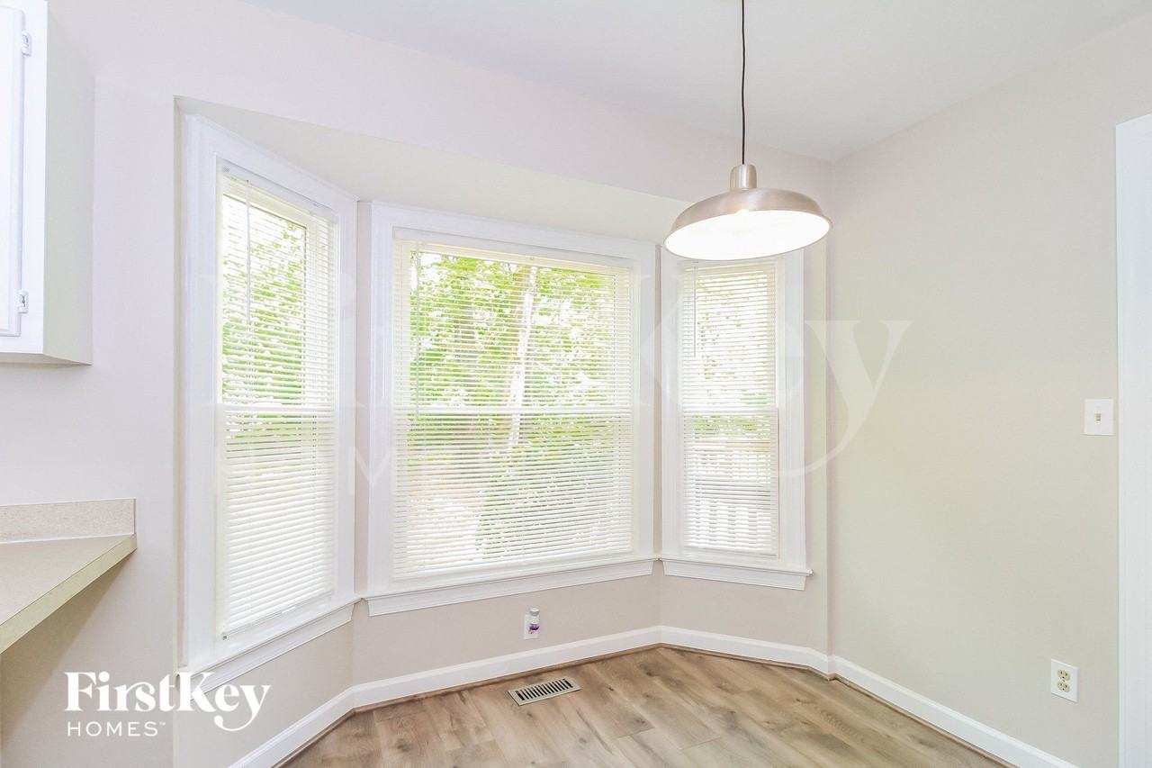 7 Swiftcreek Ct - Photo 6 of 15