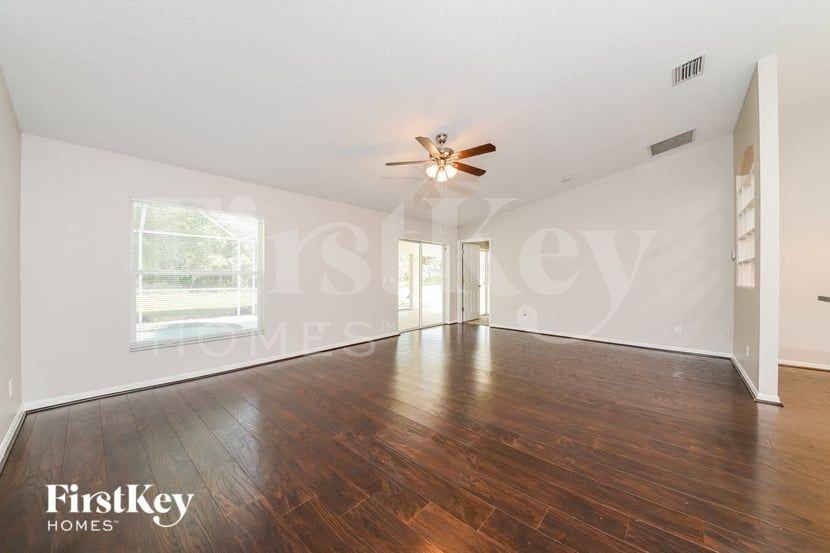 3596 Monfero Ave - Photo 4 of 15