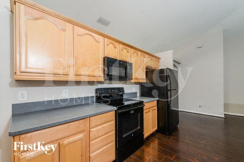 3596 Monfero Ave - Photo 6 of 15