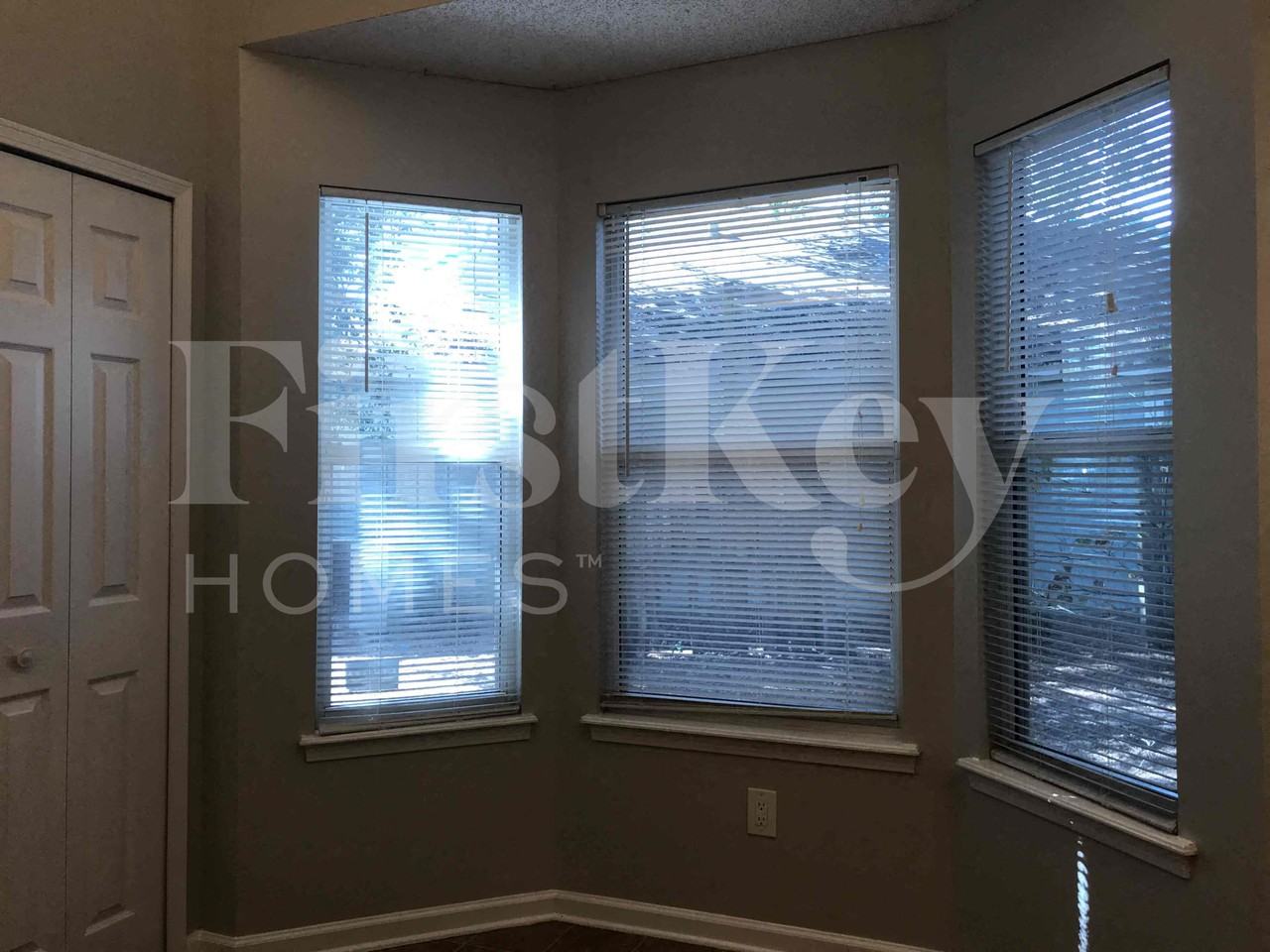 7852 Catskills Ct - Photo 2 of 27