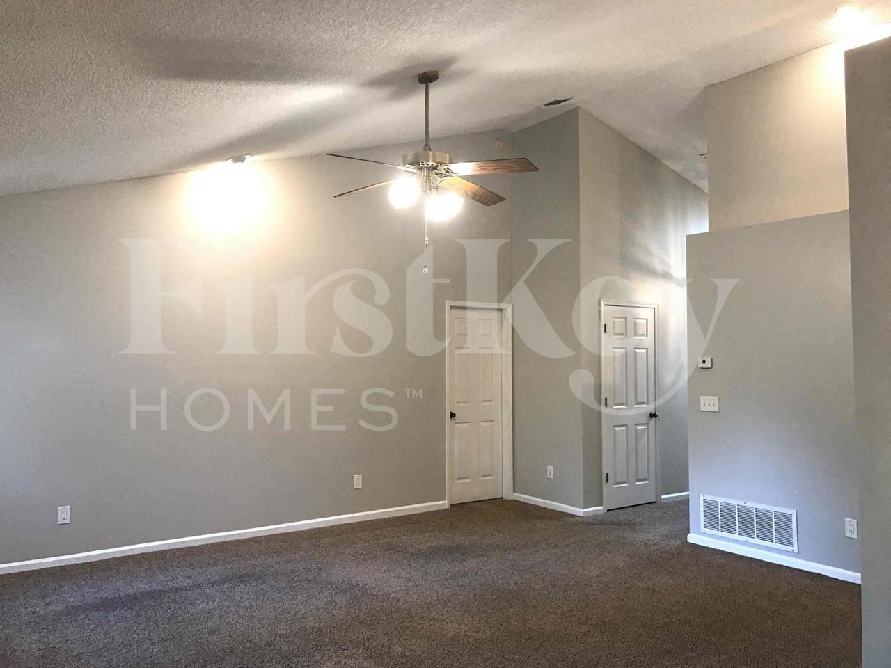 7852 Catskills Ct - Photo 6 of 27