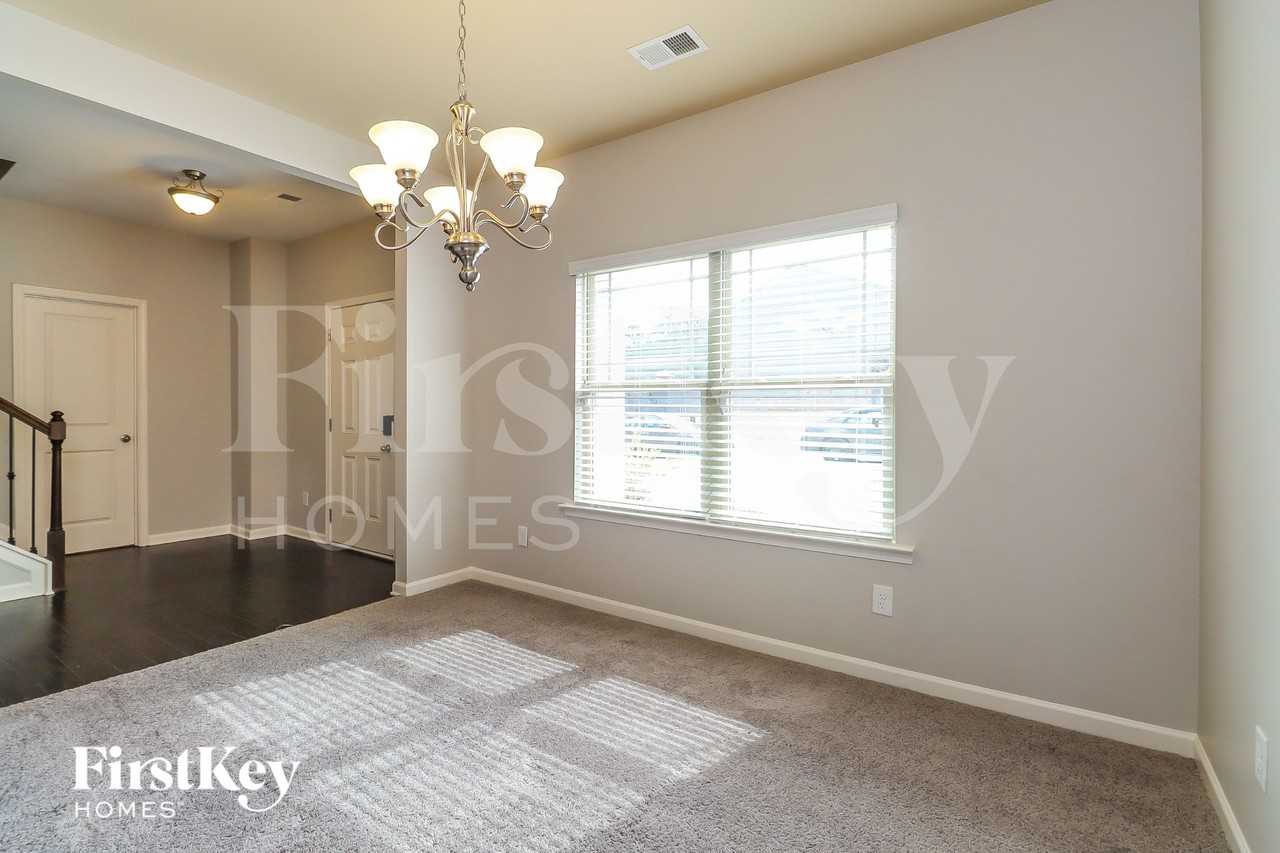 730 Galveston Way - Photo 6 of 16