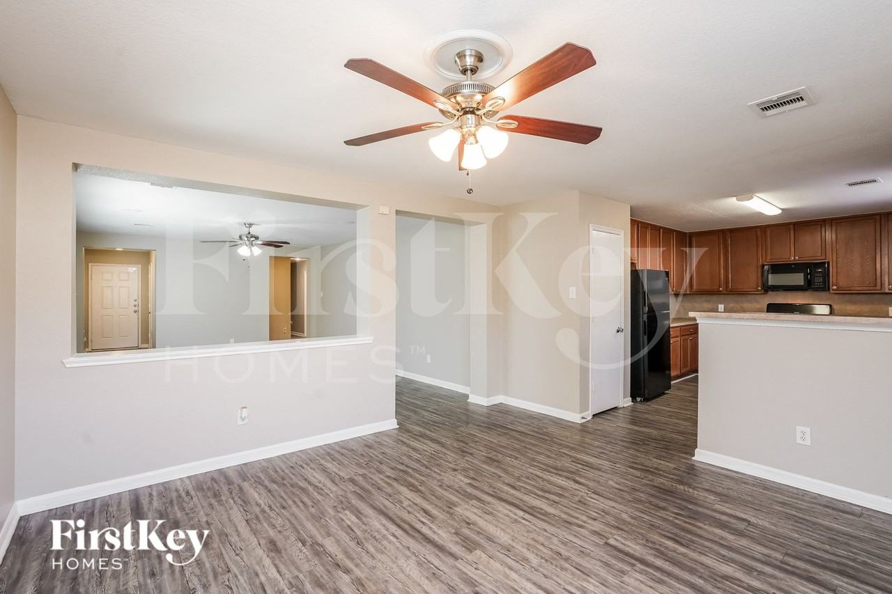 6622 Hawthorne Falls Ln - Photo 6 of 16