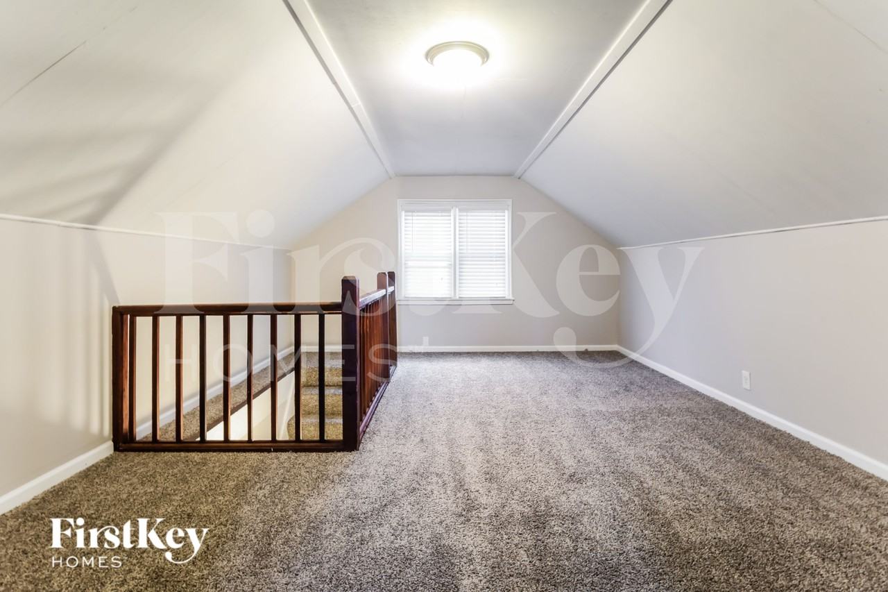 641 Dixie St - Photo 6 of 16