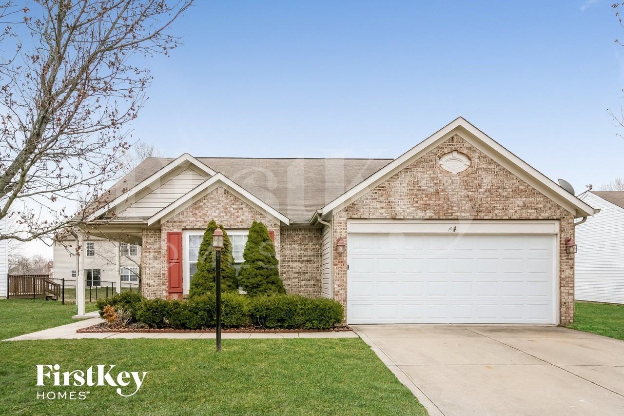 6223 Copeland Lakes Ln