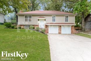 5905 Nw Whispering Oaks Ln - Photo 1 of 1