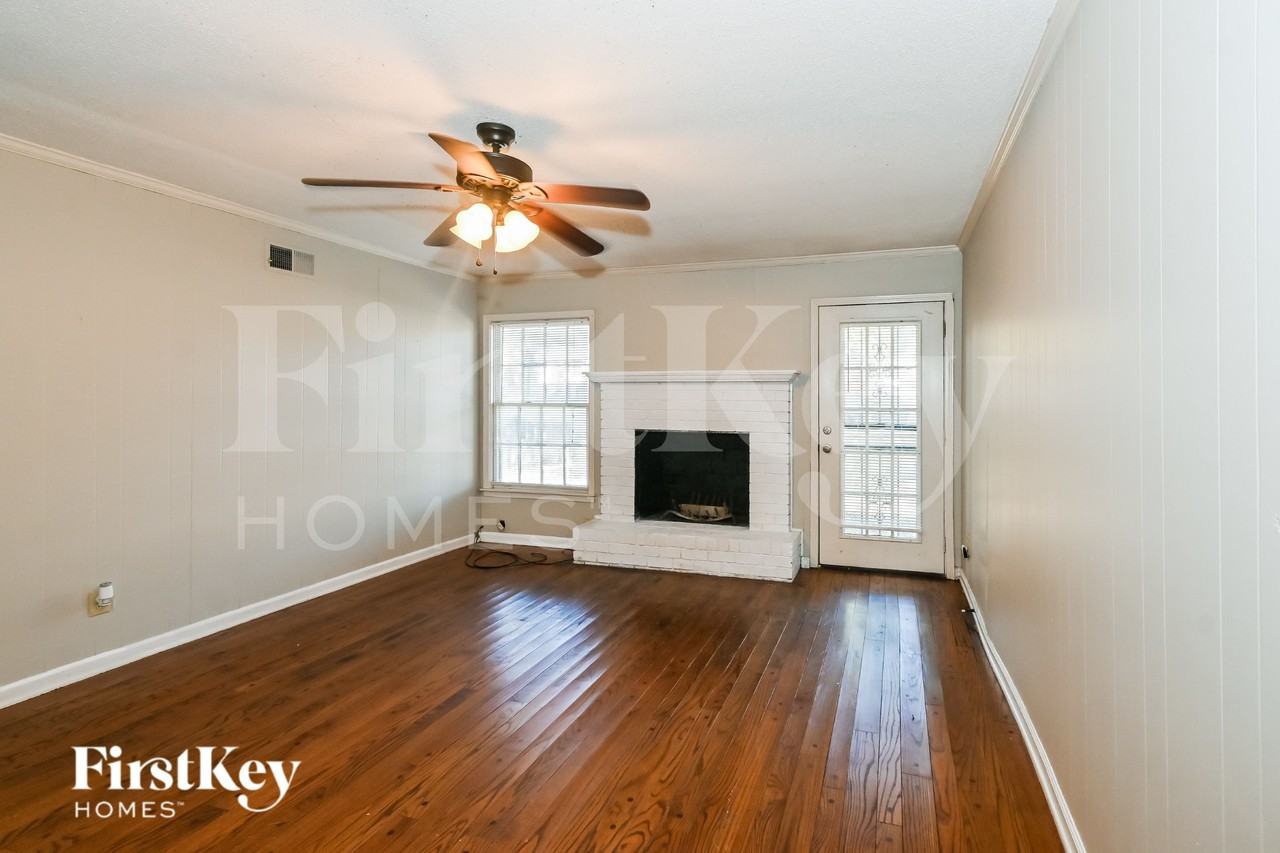 5840 Knight Arnold Rd - Photo 3 of 16