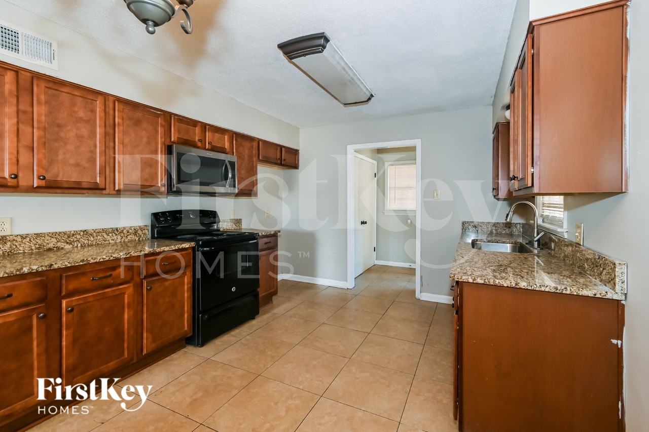 5840 Knight Arnold Rd - Photo 6 of 16