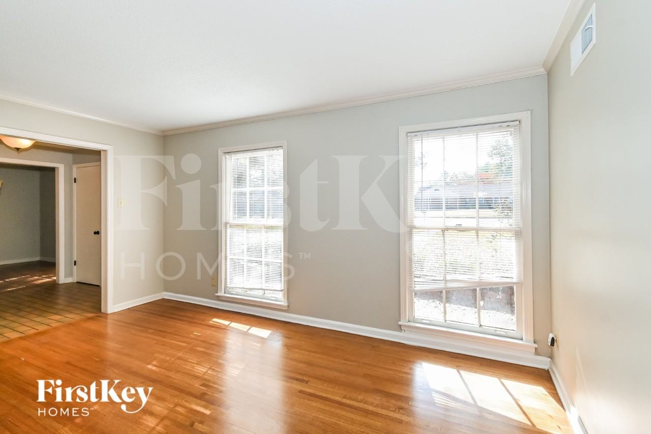 5840 Knight Arnold Rd - Photo 7 of 16