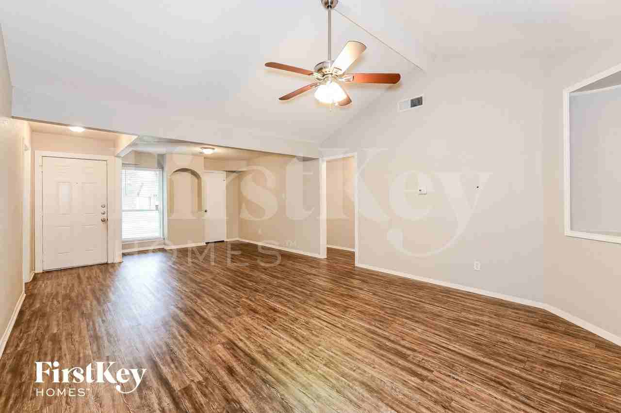 5721 Melanite Ave - Photo 3 of 15